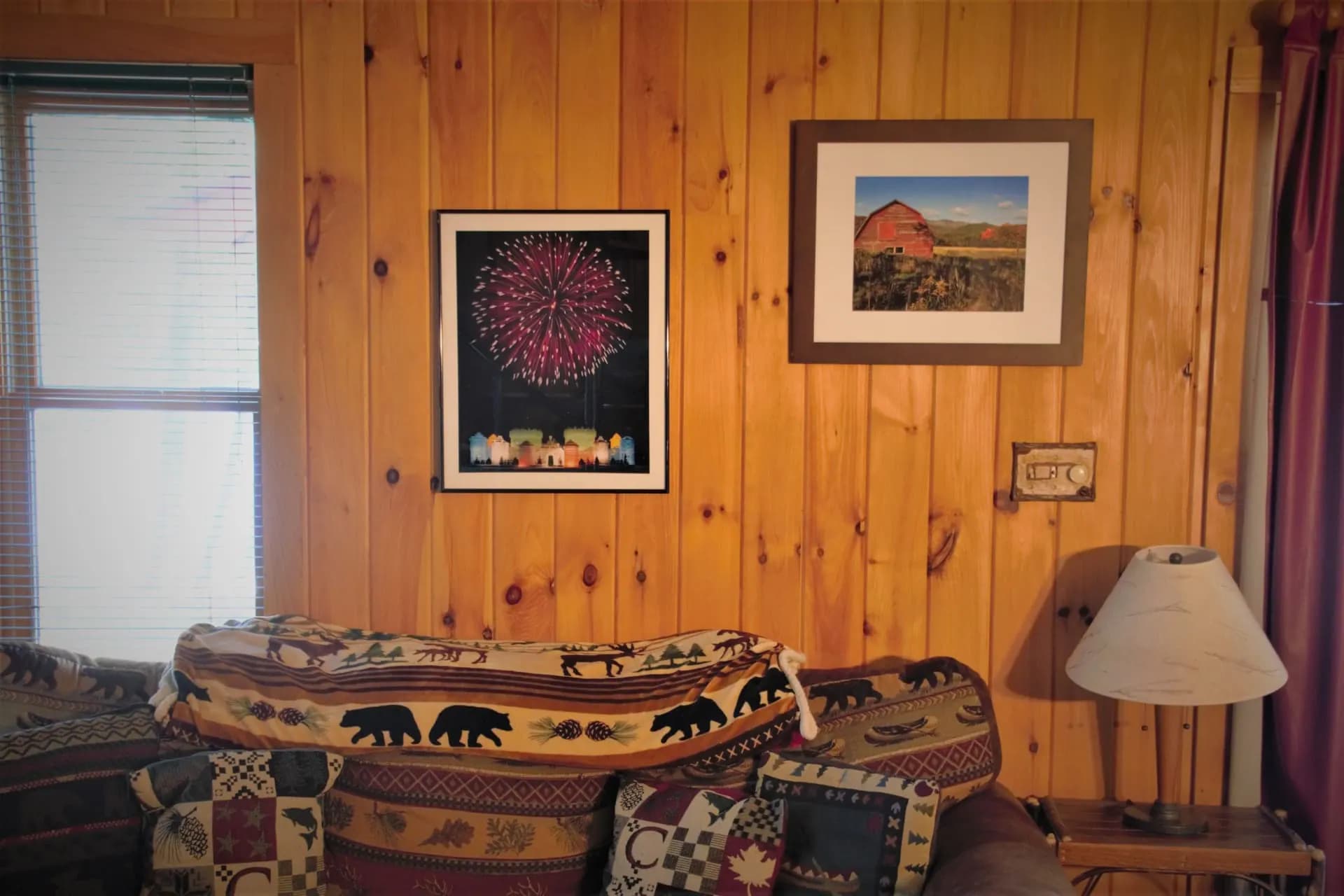 Tamarac living room at Colden Lodge